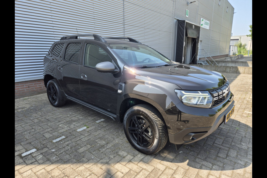 Dacia Duster 1.3 TCe 150 Journey ,airco,parkeersensoren, cruise,rondom camera,trekhaak,navigatie,stoelverwarming,