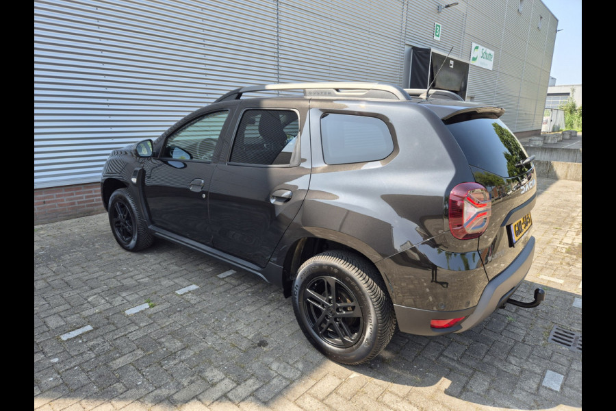 Dacia Duster 1.3 TCe 150 Journey ,airco,parkeersensoren, cruise,rondom camera,trekhaak,navigatie,stoelverwarming,