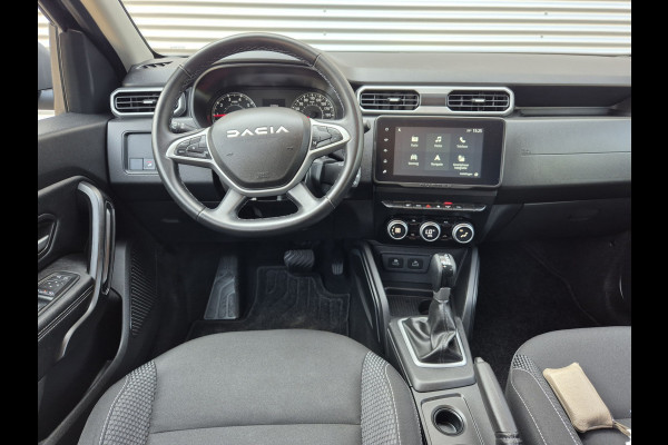 Dacia Duster 1.3 TCe 150 Journey ,airco,parkeersensoren, cruise,rondom camera,trekhaak,navigatie,stoelverwarming,