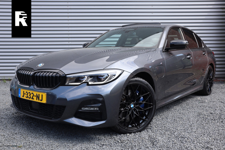 BMW 3-serie 330e High Executive M-Sport Pano / Adaptieve cruise / Laser / Elec stoelen / Trekhaak / Dode hoek /