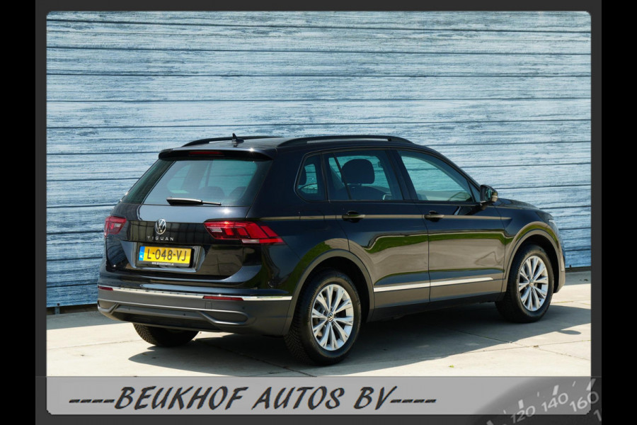 Volkswagen Tiguan 1.5 TSI Carplay Navi Parkeersensor Lane As