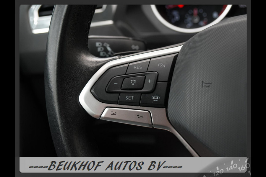 Volkswagen Tiguan 1.5 TSI Carplay Navi Parkeersensor Lane As