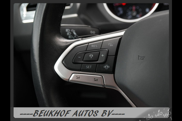 Volkswagen Tiguan 1.5 TSI Carplay Navi Parkeersensor Lane As