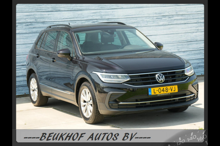 Volkswagen Tiguan 1.5 TSI Carplay Navi Parkeersensor Lane As