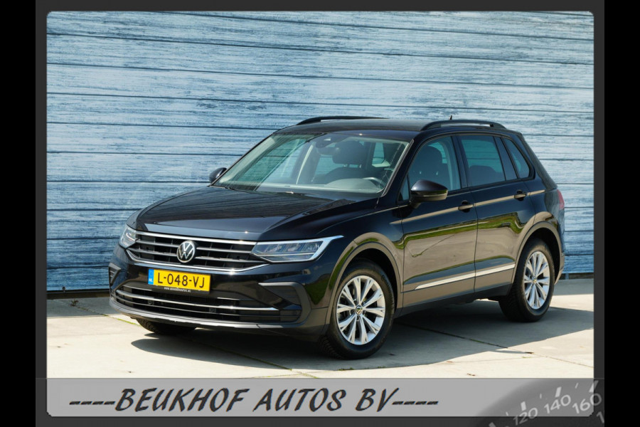 Volkswagen Tiguan 1.5 TSI Carplay Navi Parkeersensor Lane As