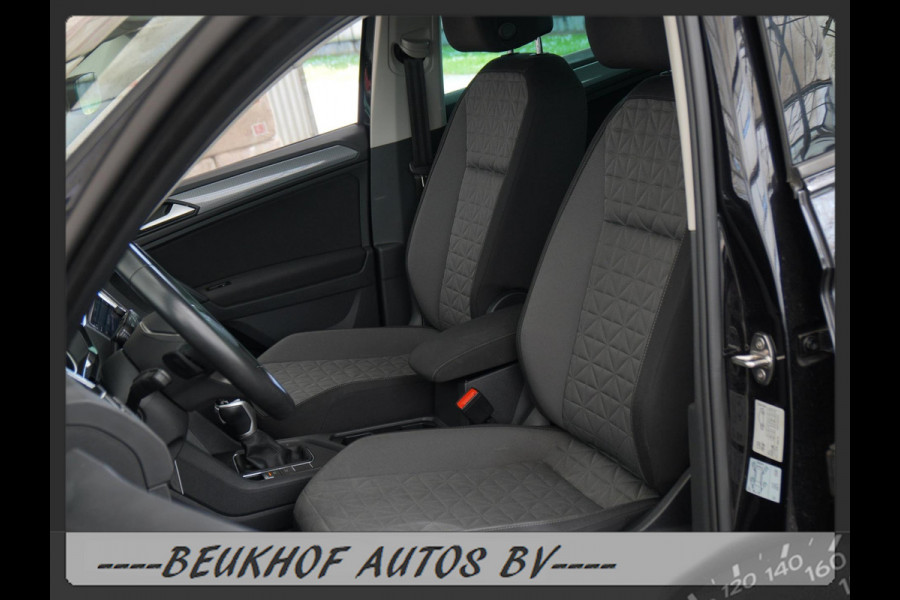 Volkswagen Tiguan 1.5 TSI Carplay Navi Parkeersensor Lane As