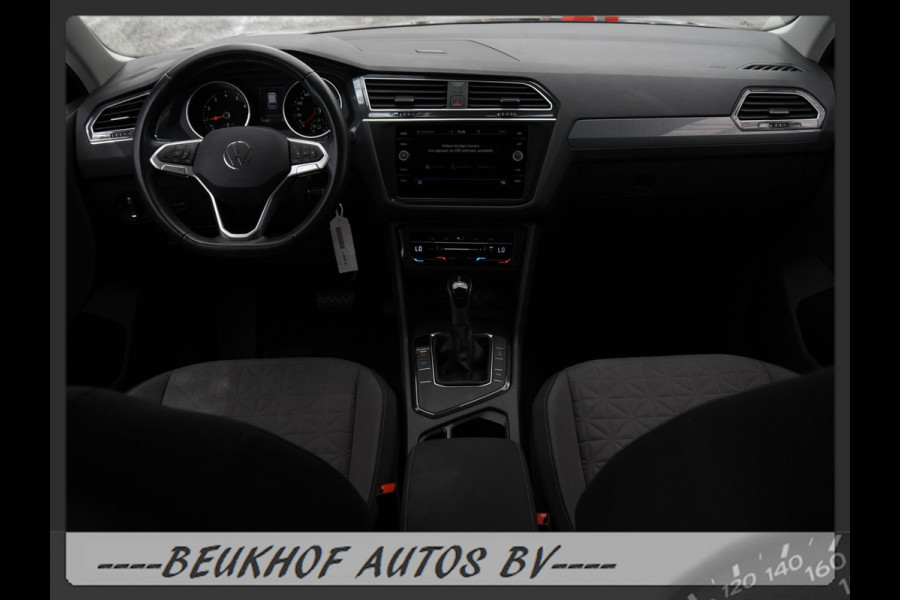 Volkswagen Tiguan 1.5 TSI Carplay Navi Parkeersensor Lane As