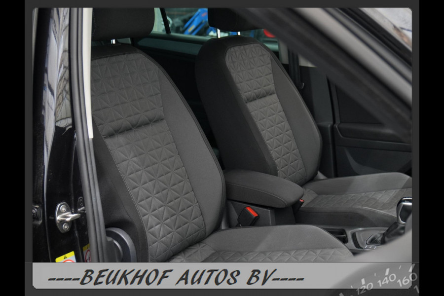 Volkswagen Tiguan 1.5 TSI Carplay Navi Parkeersensor Lane As
