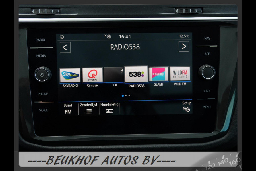 Volkswagen Tiguan 1.5 TSI Carplay Navi Parkeersensor Lane As