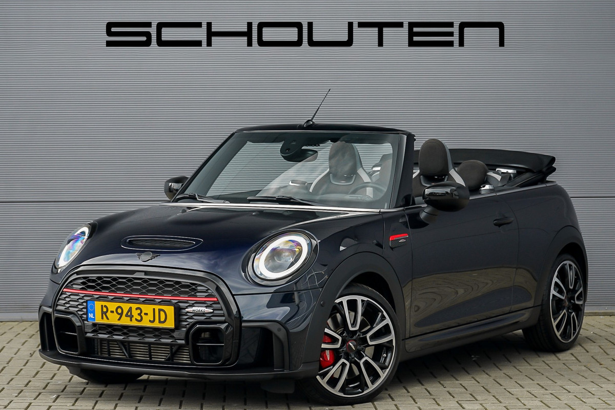 MINI Cabrio 2.0 John Cooper Works CarPlay ACC Adaptief Onderstel MINI Cabrio 2.0 John Cooper Works CarPlay ACC Adaptief Onderstel