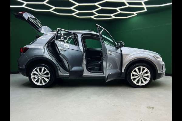 Volkswagen T-Roc 1.5 TSI Life DSG | Camera | IQ-Drive | Led