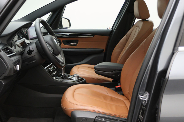 BMW 2 Serie Gran Tourer 218i 7p. Luxury Automaat Leer, Panoramadak, Head-Up, Camera, LED, Navigatie