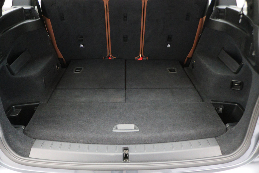 BMW 2 Serie Gran Tourer 218i 7p. Luxury Automaat Leer, Panoramadak, Head-Up, Camera, LED, Navigatie