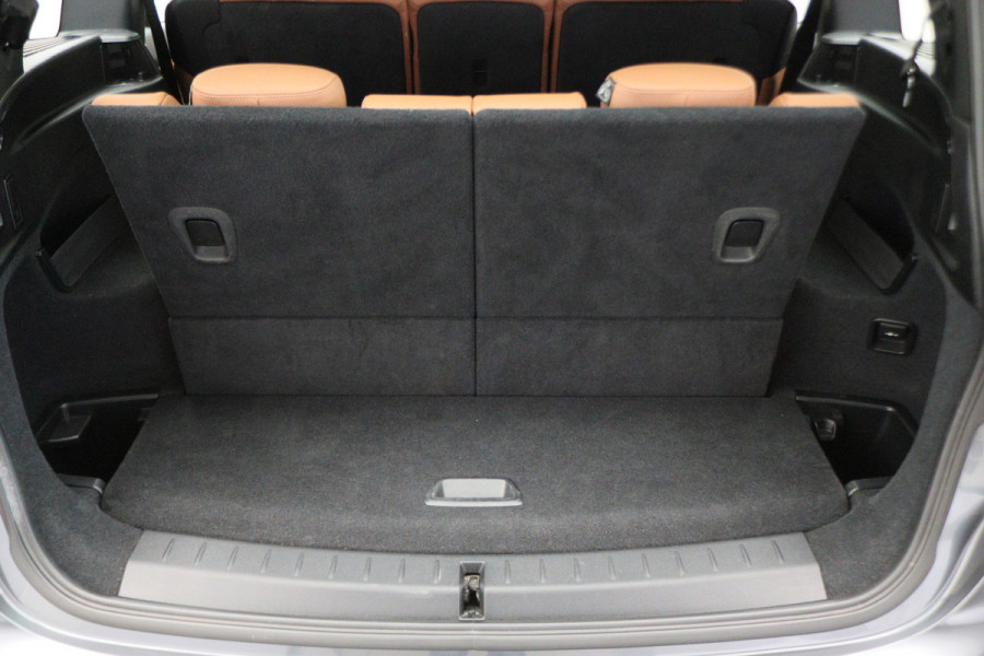 BMW 2 Serie Gran Tourer 218i 7p. Luxury Automaat Leer, Panoramadak, Head-Up, Camera, LED, Navigatie