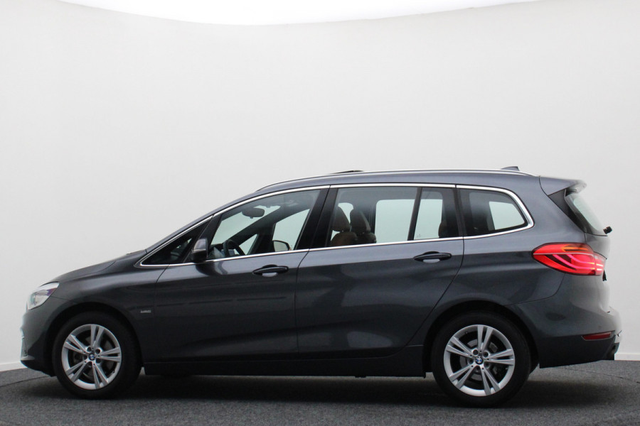 BMW 2 Serie Gran Tourer 218i 7p. Luxury Automaat Leer, Panoramadak, Head-Up, Camera, LED, Navigatie