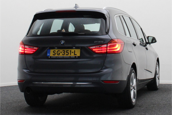 BMW 2 Serie Gran Tourer 218i 7p. Luxury Automaat Leer, Panoramadak, Head-Up, Camera, LED, Navigatie