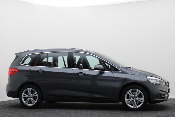 BMW 2 Serie Gran Tourer 218i 7p. Luxury Automaat Leer, Panoramadak, Head-Up, Camera, LED, Navigatie