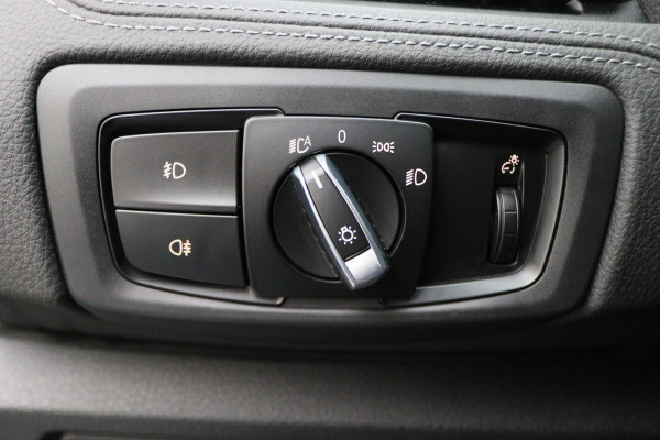 BMW 2 Serie Gran Tourer 218i 7p. Luxury Automaat Leer, Panoramadak, Head-Up, Camera, LED, Navigatie