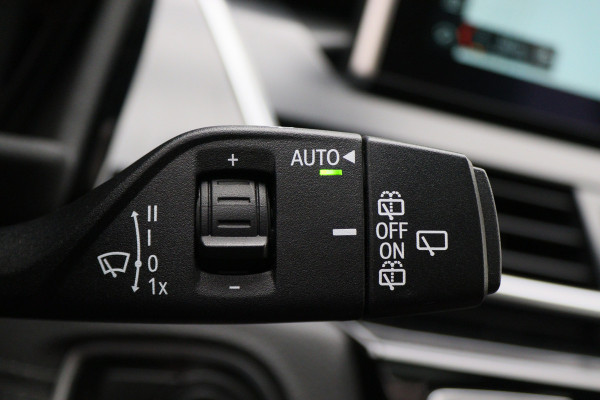 BMW 2 Serie Gran Tourer 218i 7p. Luxury Automaat Leer, Panoramadak, Head-Up, Camera, LED, Navigatie