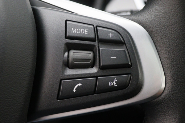 BMW 2 Serie Gran Tourer 218i 7p. Luxury Automaat Leer, Panoramadak, Head-Up, Camera, LED, Navigatie