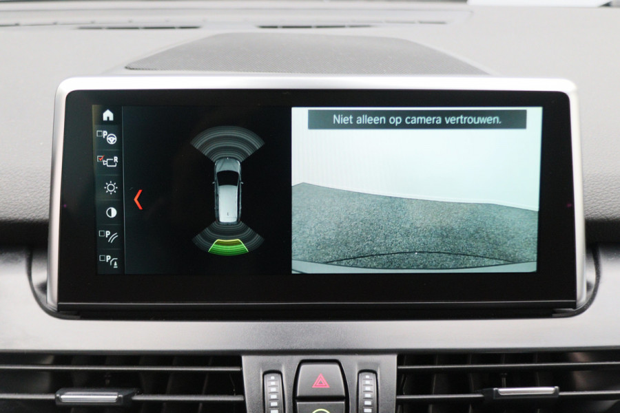 BMW 2 Serie Gran Tourer 218i 7p. Luxury Automaat Leer, Panoramadak, Head-Up, Camera, LED, Navigatie