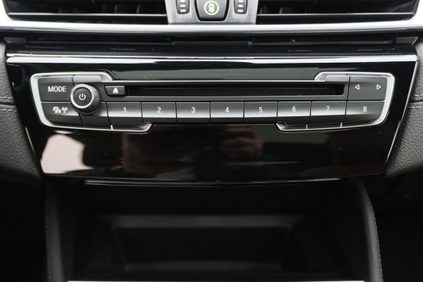 BMW 2 Serie Gran Tourer 218i 7p. Luxury Automaat Leer, Panoramadak, Head-Up, Camera, LED, Navigatie