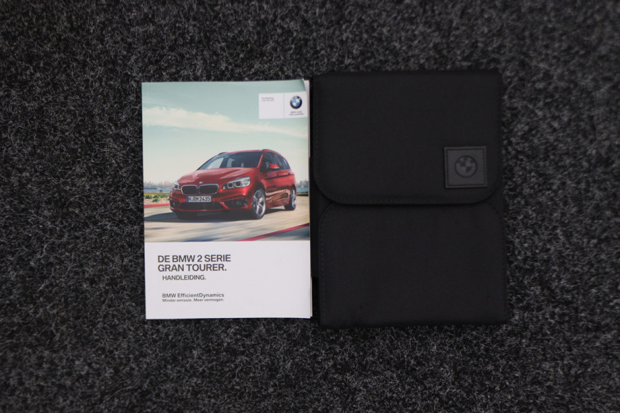 BMW 2 Serie Gran Tourer 218i 7p. Luxury Automaat Leer, Panoramadak, Head-Up, Camera, LED, Navigatie