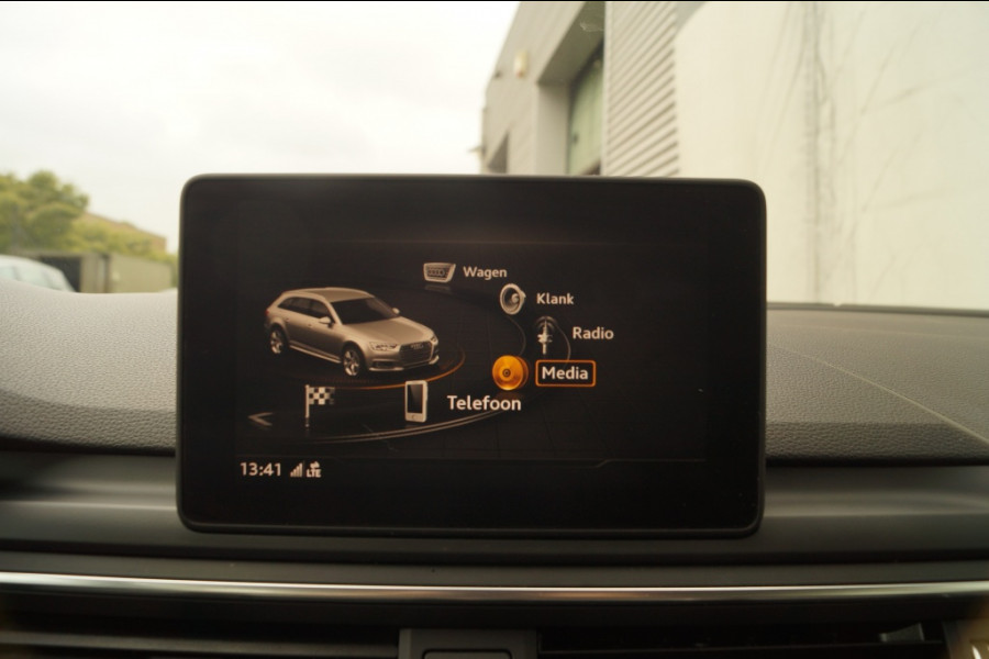 Audi A4 Avant 30 TDI Automaat -NAVI-LEER-ECC-PDC-