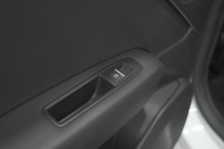 Renault Captur Mild Hybrid 160 EDC Techno | Camera | Navigatie | Apple Carplay | Pack Full Screen