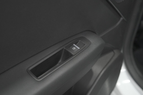 Renault Captur Mild Hybrid 160 EDC Techno | Camera | Navigatie | Apple Carplay | Pack Full Screen