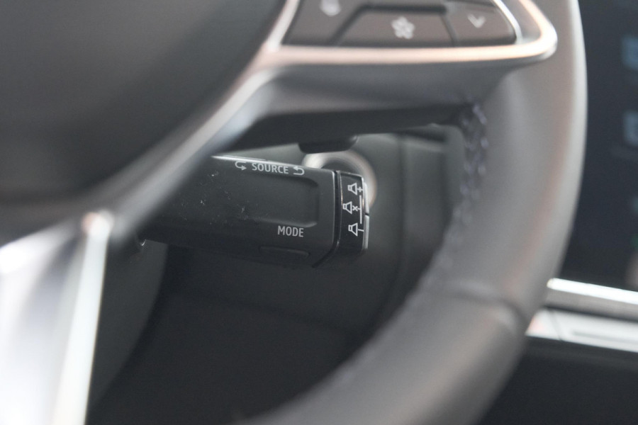 Renault Captur Mild Hybrid 160 EDC Techno | Camera | Navigatie | Apple Carplay | Pack Full Screen