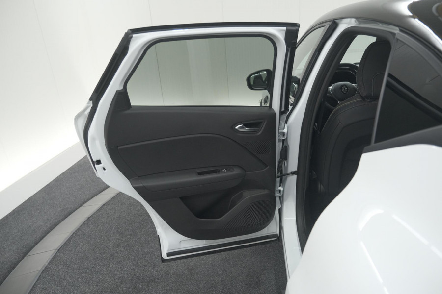 Renault Captur Mild Hybrid 160 EDC Techno | Camera | Navigatie | Apple Carplay | Pack Full Screen
