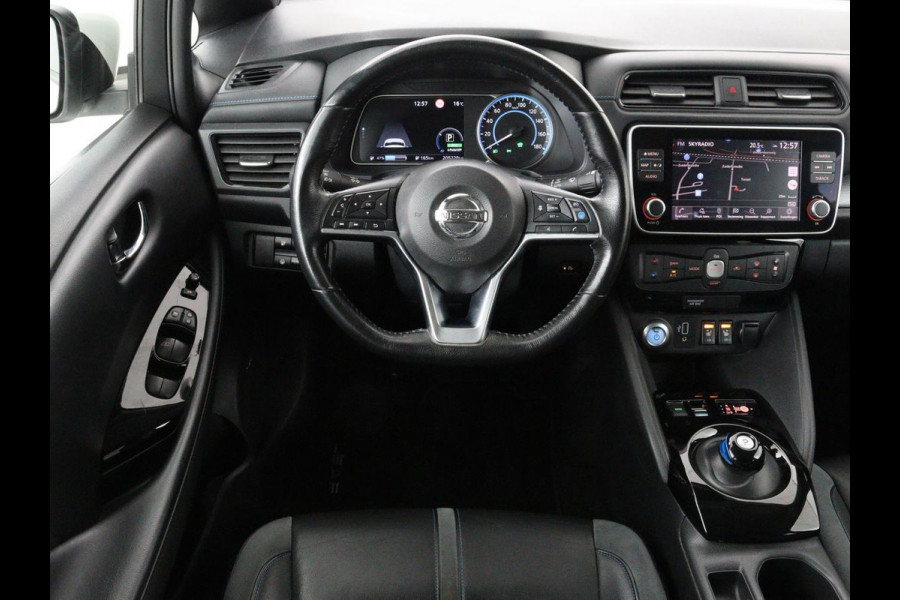 Nissan Leaf e+ Tekna 62 kWh | Leder | Stoelverwarming | 360 camera | Adaptive cruise | Full LED | Carplay | Navigatie | BOSE Sound