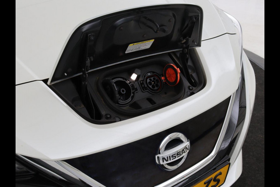 Nissan Leaf e+ Tekna 62 kWh | Leder | Stoelverwarming | 360 camera | Adaptive cruise | Full LED | Carplay | Navigatie | BOSE Sound