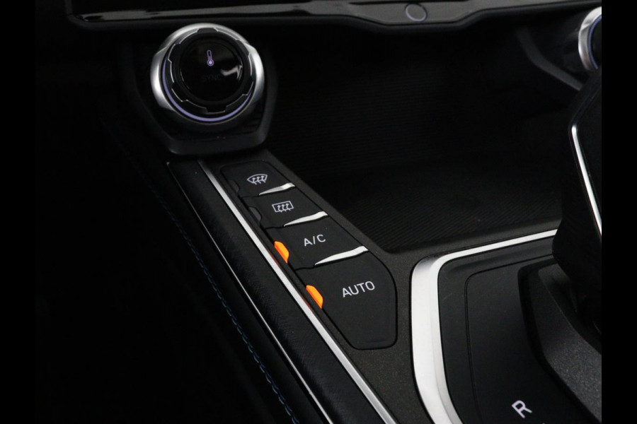 Lynk & Co 01 1.5 Plug In | Panoramadak | Infinity by Harman | 360 camera | Adaptive cruise | Stoelverwarming | Carplay | Memory | Full LED