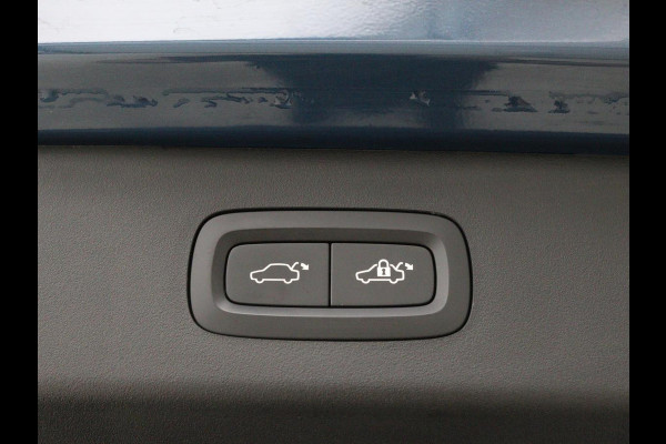 Lynk & Co 01 1.5 Plug In | Panoramadak | Infinity by Harman | 360 camera | Adaptive cruise | Stoelverwarming | Carplay | Memory | Full LED