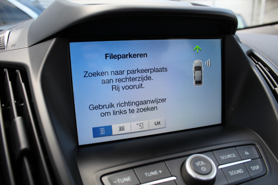 Ford Kuga 1.5 EcoBoost 150PK ST Line | Panoramadak | Trekhaak | Xenon | Winterpack