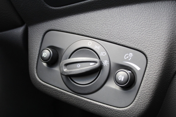 Ford Kuga 1.5 EcoBoost 150PK ST Line | Panoramadak | Trekhaak | Xenon | Winterpack
