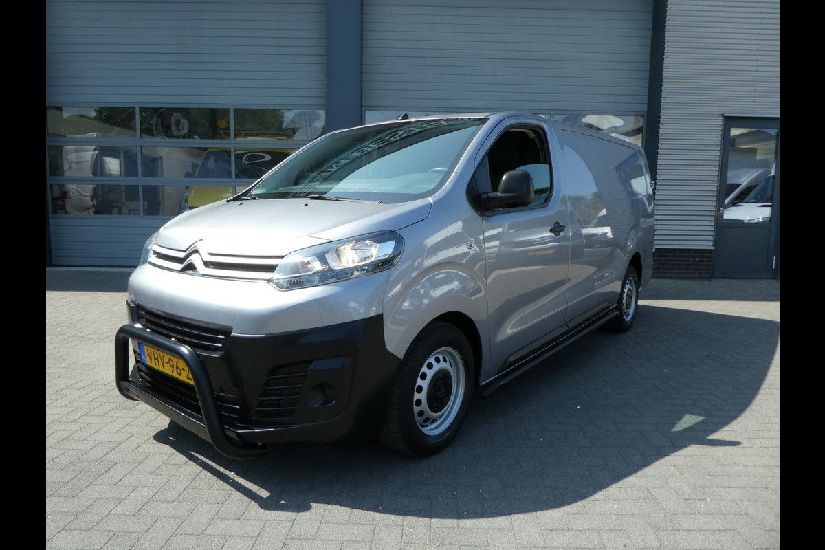 Citroën Jumpy 2.0 BlueHDI 150 pk L3 airco ,apple carplay ,navigatie . 3 zits Citroën Jumpy 2.0 BlueHDI 150 pk L3 airco ,apple carplay ,navigatie . 3 zits