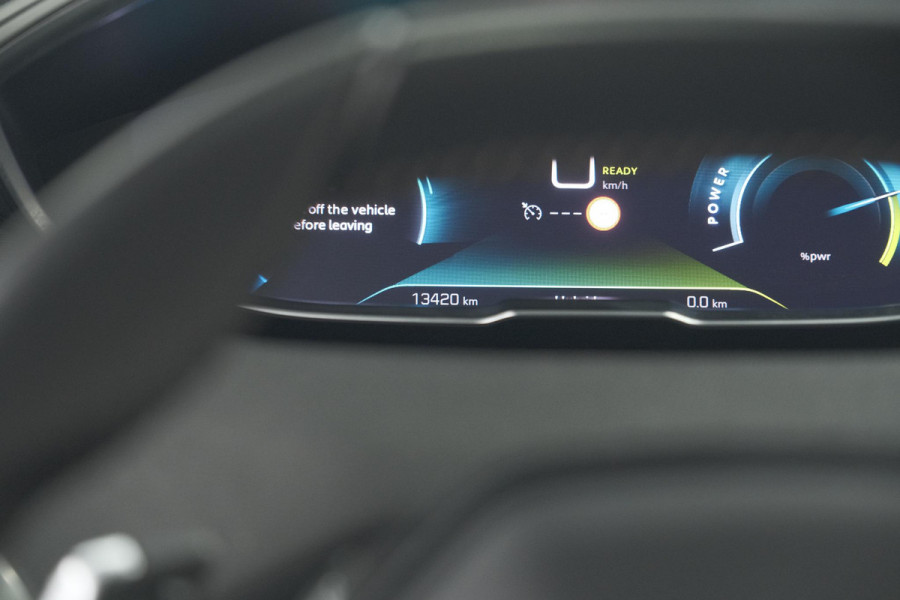 Peugeot 3008 1.6 HYbrid 225 Allure Pack Business | Camera | Navigatie | Apple Carplay | Parkeersensoren