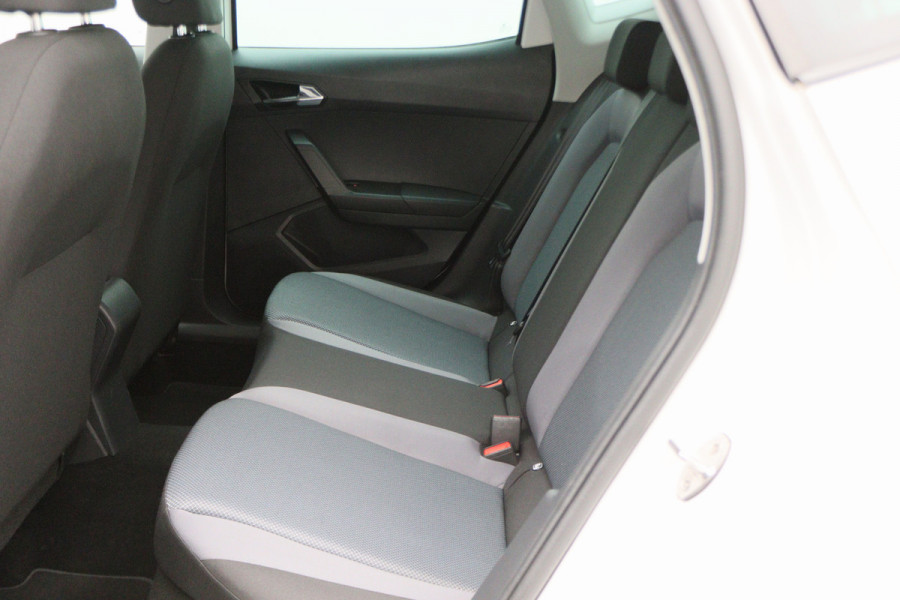 Seat Arona 1.0 TSI Style Business Intense Climate, ACC, Camera, Apple Carplay, DAB, PDC, LED, KeyLess, 16''