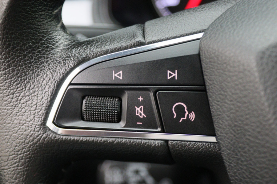 Seat Arona 1.0 TSI Style Business Intense Climate, ACC, Camera, Apple Carplay, DAB, PDC, LED, KeyLess, 16''