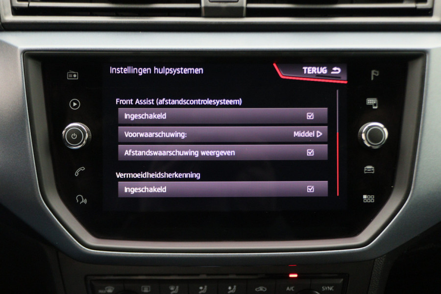 Seat Arona 1.0 TSI Style Business Intense Climate, ACC, Camera, Apple Carplay, DAB, PDC, LED, KeyLess, 16''
