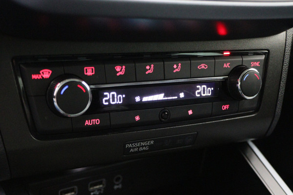 Seat Arona 1.0 TSI Style Business Intense Climate, ACC, Camera, Apple Carplay, DAB, PDC, LED, KeyLess, 16''