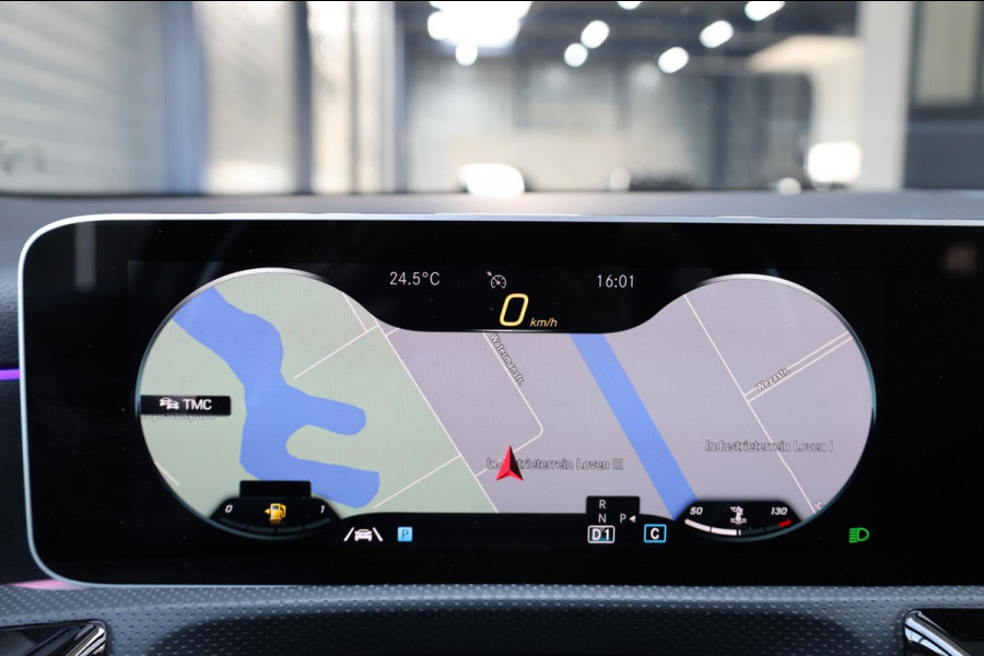 Mercedes-Benz A-Klasse 200 AMG Line LED/SFEER/PANORAMADAK/HALF LEER+S.VERWARMING+MEMORY/CAM/LINE/ACC/ECC/12 MDN GARANTIE!