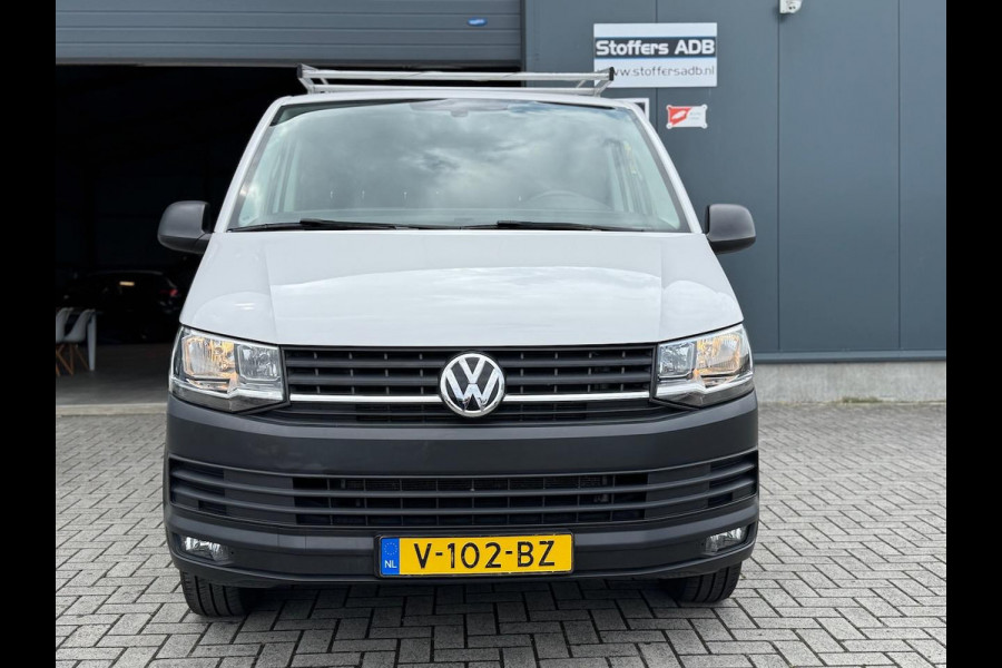 Volkswagen Transporter 2.0 TDI 150pk L2H1 Automaat | 2X SCHUIF | Camera | Trekhaak | Navi | PDC | Servicebus | Cruisecontrol