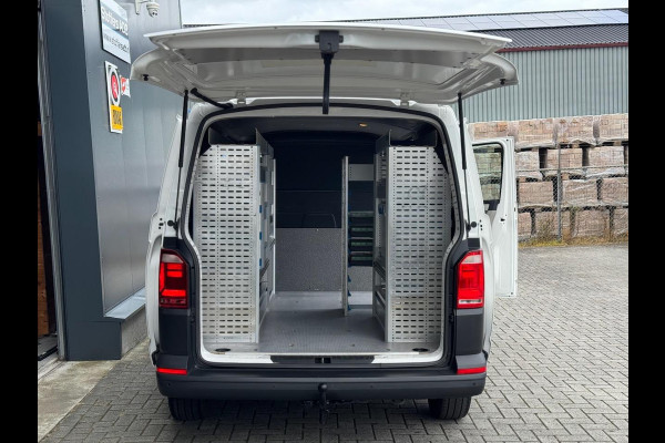 Volkswagen Transporter 2.0 TDI 150pk L2H1 Automaat | 2X SCHUIF | Camera | Trekhaak | Navi | PDC | Servicebus | Cruisecontrol