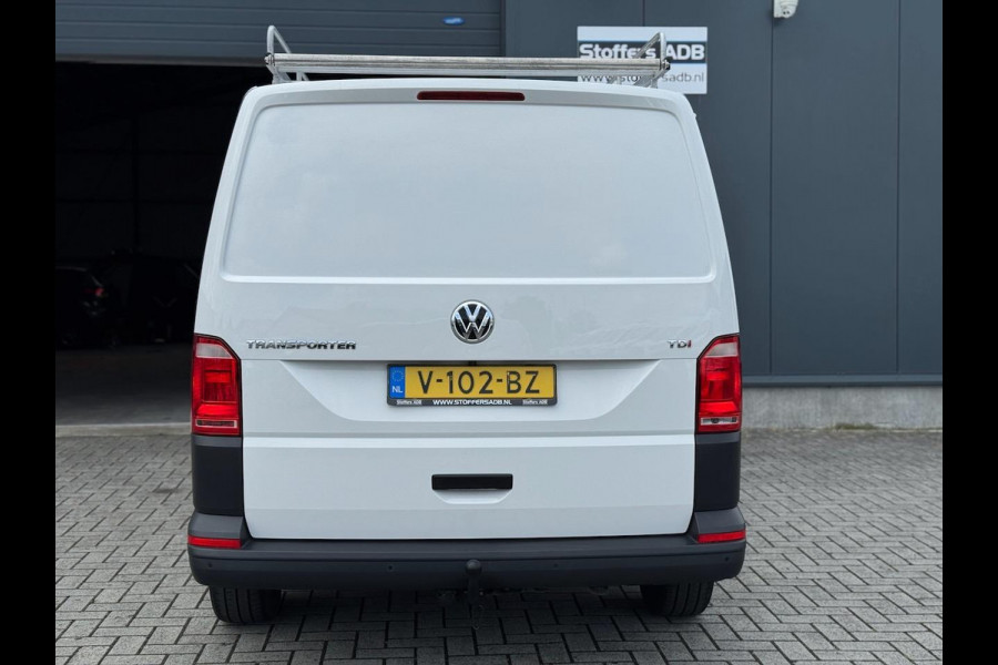 Volkswagen Transporter 2.0 TDI 150pk L2H1 Automaat | 2X SCHUIF | Camera | Trekhaak | Navi | PDC | Servicebus | Cruisecontrol
