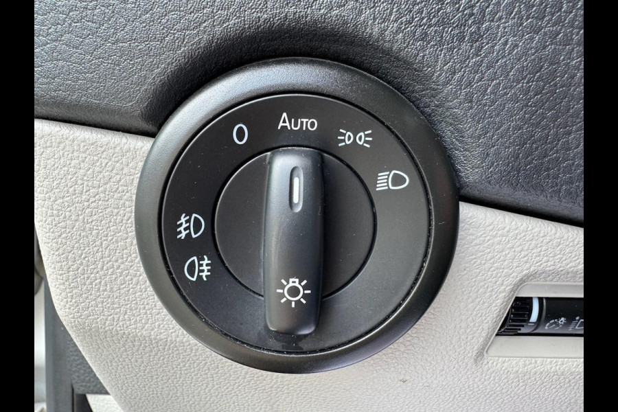 Volkswagen Transporter 2.0 TDI 150pk L2H1 Automaat | 2X SCHUIF | Camera | Trekhaak | Navi | PDC | Servicebus | Cruisecontrol