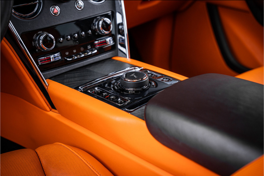 Rolls-Royce Cullinan 6.75 V12 - Panorama | Bespoke Audio | Massage | HUD | 360c